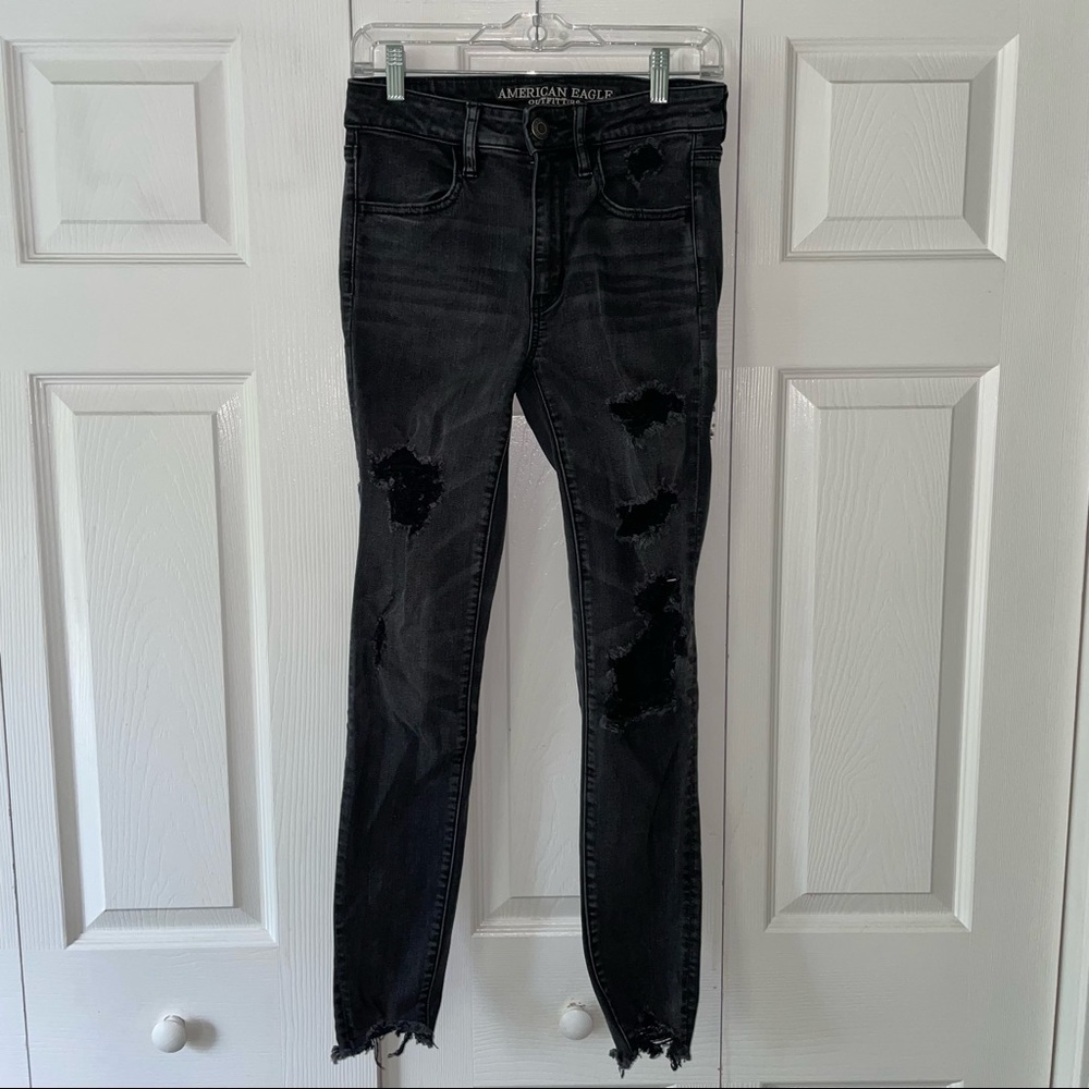 AE Black Distressed Jeans